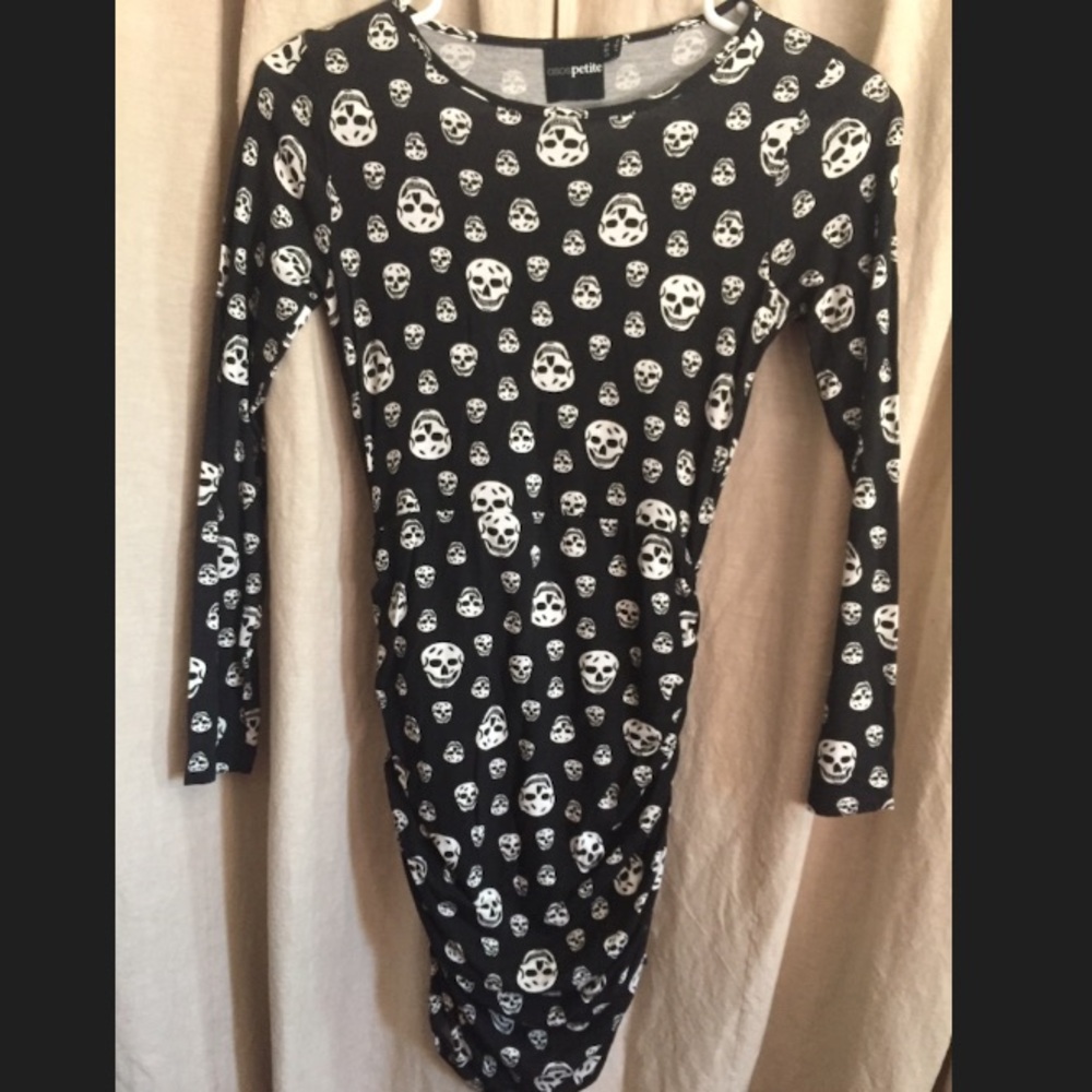 Black Scull Print Dress